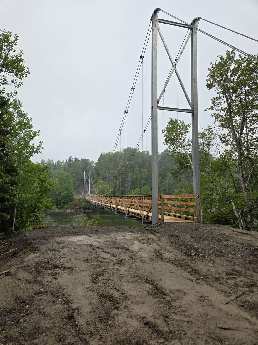 Passerelle suspendue